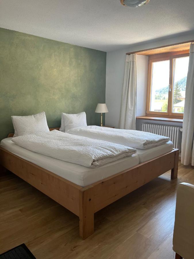 Hotel Adler Garni Цернец Екстер'єр фото