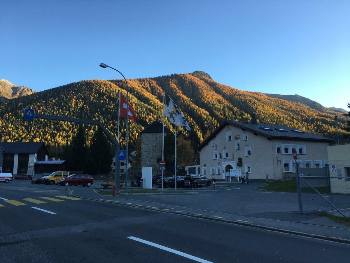 Hotel Adler Garni Цернец Екстер'єр фото